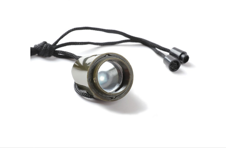 Multifunktions-Survivalpfeife